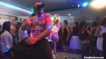 Party Hardcore Gone Crazy Vol. 30 Part 1 - Cam 1 Screencap 91 on www.sinx.com