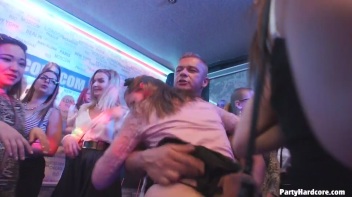 Party Hardcore Gone Crazy Vol. 30 Part 1 - Cam 1 Screencap 32 on www.sinx.com