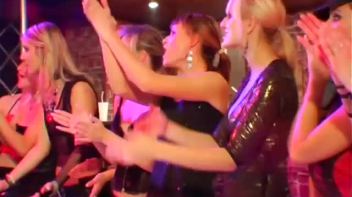 Sharka Blue In a Messy Gel Smackdown Screencap 12 on www.sinx.com