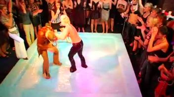 Sharka Blue In a Messy Gel Smackdown Screencap 63 on www.sinx.com