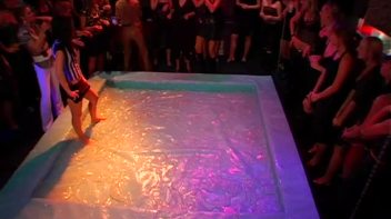 Sharka Blue In a Messy Gel Smackdown Screencap 7 on www.sinx.com