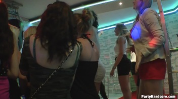 Party Hardcore Gone Crazy Vol. 12 Part 5 - Cam 4 Screencap 70 on www.sinx.com
