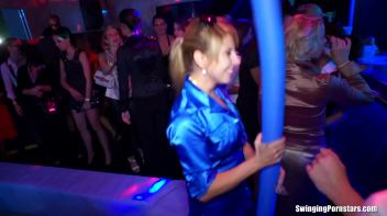 Wet and Wild Swingers Part 2 - Lesbo Cam Screencap 14 on www.sinx.com