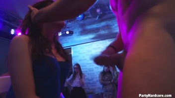 Party Hardcore Gone Crazy Vol. 30 Part 5 - Cam 4 Screencap 68 on www.sinx.com