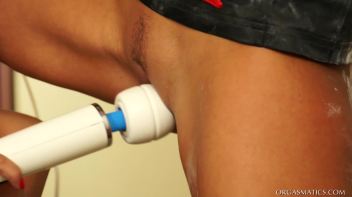 Construction Site Cunts Hard At Work Screencap 103 on www.sinx.com