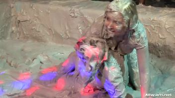 Miss Skinny Takes a Mud Dive Screencap 48 on www.sinx.com