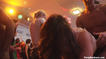 Party Hardcore Gone Crazy Vol. 10 Part 5 - Cam 1 Screencap 94 on www.sinx.com