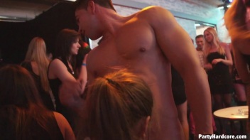Party Hardcore Gone Crazy Vol. 10 Part 5 - Cam 1 Screencap 65 on www.sinx.com