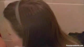 Fashionable Little Piss Lesbos Screencap 74 on www.sinx.com