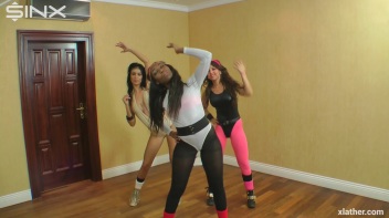 A Wet And Sexy Workout Screencap 10 on www.sinx.com