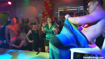 Party Hardcore Gone Crazy Vol. 36 Part 6 - Cam 3 Screencap 21 on www.sinx.com