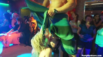 Party Hardcore Gone Crazy Vol. 36 Part 6 - Cam 3 Screencap 30 on www.sinx.com