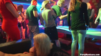 Party Hardcore Gone Crazy Vol. 36 Part 6 - Cam 3 Screencap 41 on www.sinx.com