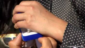 Pissaholics In Paradise Screencap 10 on www.sinx.com