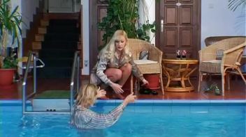 Shiny Skirts and Blouses Soaked With Water Screencap 12 on www.sinx.com