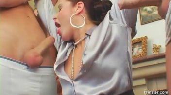 What Lola Wants... Screencap 19 on www.sinx.com