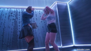 Shower Shakers! Screencap 72 on www.sinx.com