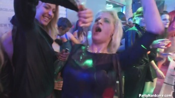 Party Hardcore Gone Crazy Vol. 32 Part 5 - Cam 2 Screencap 64 on www.sinx.com