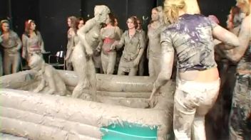 Amateur Babes Prove Themselves In The Mud Pit Screencap 90 on www.sinx.com