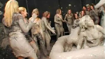 Amateur Babes Prove Themselves In The Mud Pit Screencap 91 on www.sinx.com
