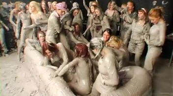 Amateur Babes Prove Themselves In The Mud Pit Screencap 100 on www.sinx.com