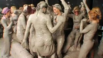 Amateur Babes Prove Themselves In The Mud Pit Screencap 107 on www.sinx.com