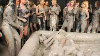 Amateur Babes Prove Themselves In The Mud Pit Screencap 18 on www.sinx.com