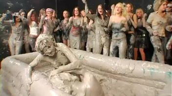 Amateur Babes Prove Themselves In The Mud Pit Screencap 41 on www.sinx.com