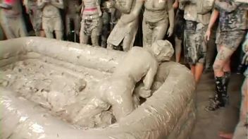 Amateur Babes Prove Themselves In The Mud Pit Screencap 73 on www.sinx.com
