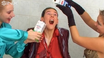 Milky Wet And Messy Fun For Three Babes Screencap 1 on www.sinx.com