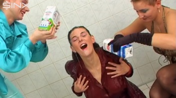 Milky Wet And Messy Fun For Three Babes Screencap 10 on www.sinx.com