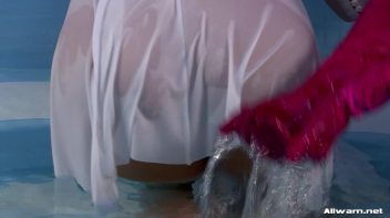 Are You Wet Enough? Screencap 35 on www.sinx.com