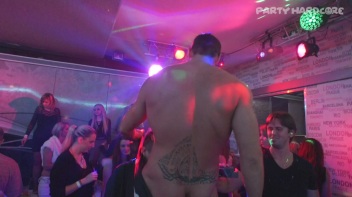 Party Hardcore Gone Crazy Vol. 24 Part 4 - Cam 1 Screencap 46 on www.sinx.com