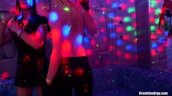 Holiday Hotties Part 3 - Shower Cam Screencap 79 on www.sinx.com