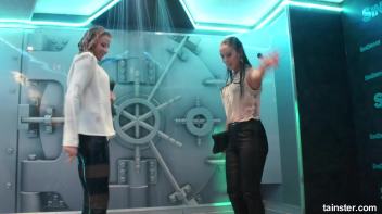 Frisky and wet amateur babes Screencap 55 on www.sinx.com