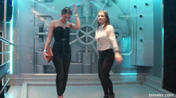 Frisky and wet amateur babes Screencap 77 on www.sinx.com