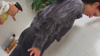 Girls Spray Oil Other Each Other's Clothes Screencap 9 on www.sinx.com