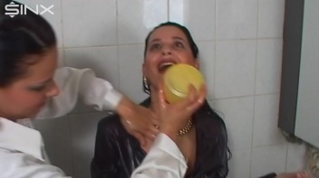 Girls Spray Oil Other Each Other's Clothes Screencap 29 on www.sinx.com