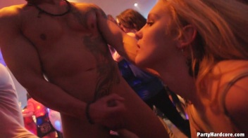 Party Hardcore Gone Crazy Vol. 9 Part 6 - Cam 2 Screencap 70 on www.sinx.com