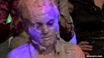 Eliss vs. Jordan Mud Massacre Screencap 68 on www.sinx.com