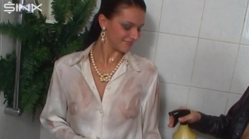 Girls Spray Oil Other Each Other's Clothes Screencap 35 on www.sinx.com
