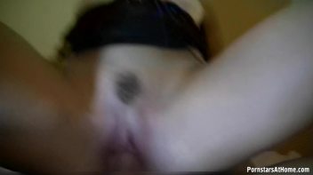 Washed Up And Ready To Fuck Screencap 80 on www.sinx.com