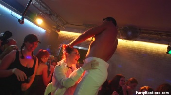 Party Hardcore Gone Crazy Vol. 38 Part 5 - Cam 2 Screencap 15 on www.sinx.com