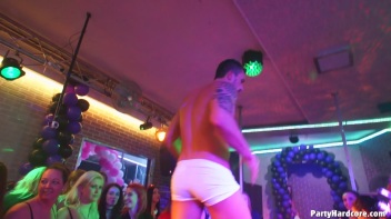 Party Hardcore Gone Crazy Vol. 38 Part 5 - Cam 2 Screencap 33 on www.sinx.com