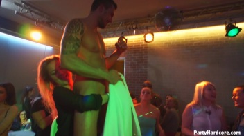 Party Hardcore Gone Crazy Vol. 38 Part 5 - Cam 2 Screencap 71 on www.sinx.com