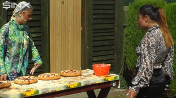 Messy Outdoor Food Fight For Glamour Babes Screencap 4 on www.sinx.com