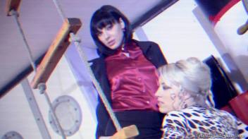 Threesome's Pissy Boating Day Screencap 28 on www.sinx.com