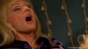 A Modern Performance Screencap 22 on www.sinx.com