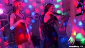 Holiday Hotties Part 2 - Shower Cam Screencap 25 on www.sinx.com