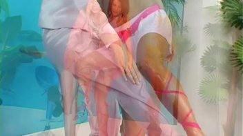 High-Class Fashion Babes Get Wet Screencap 24 on www.sinx.com